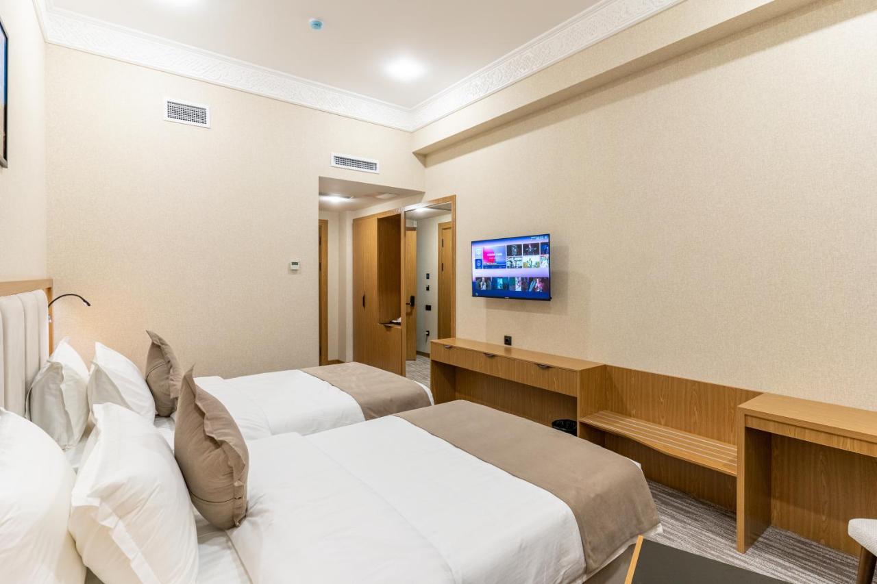 Mirzo Hotel Tashkent Ngoại thất bức ảnh